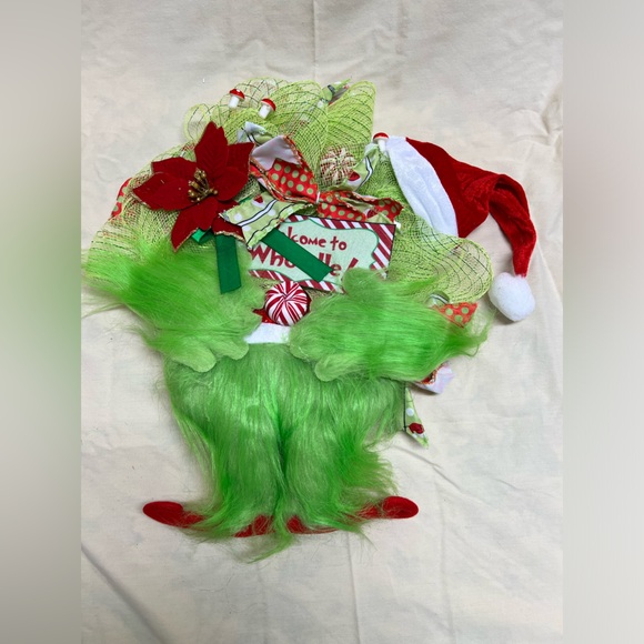 Grinch - Picture 1 of 9